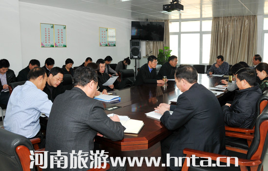 �Ҿ����_��ֱ�hί���h���}�о��C�P(gu��n)�h������