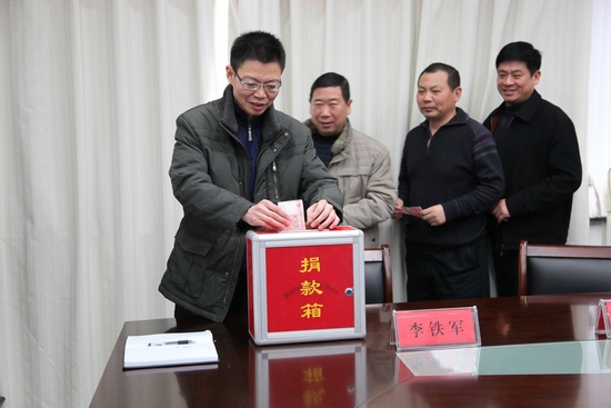 �v�R�������ξַe�O�_չ&ldquo;�͜�ů���I(xi��n)����&rdquo;�����(d��ng)