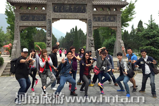 �_(t��i)�������_(d��)�����M(j��n)&ldquo;�ϼҺ���&rdquo;�I(l��ng)�Ժ��������Ļ� 