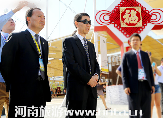 2015��������m���������ϻ�����_Ļʽ�ߺ��������ƽ���ȡ�ÈA�M�ɹ�