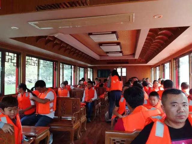 �S���ܵ�����������Ӿ��^(q��)���νӴ�����Ȼ��