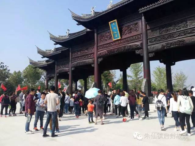 ʮһ�S���ܵ����죬�����(zh��n)����ʈ@�οͱ��