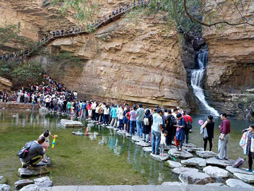 ̫�д�{���S�������η������c�W�q