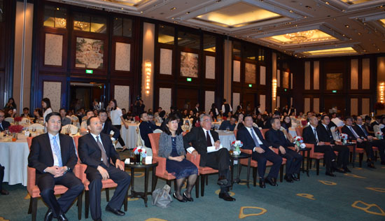 ���������ƽ����̩�����ȳɹ��e�k