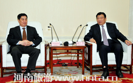 ���V�Ǹ�ʡ�L(zh��ng)��(hu��)Ҋ(ji��n)(li��n)�χ�(gu��)�������νM����(zh��)������ף����һ��