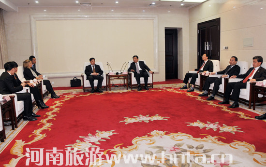 ���V�Ǹ�ʡ�L(zh��ng)��(hu��)Ҋ(ji��n)(li��n)�χ�(gu��)�������νM����(zh��)������ף����һ��