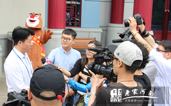 �������γ������L����F(tu��n)�W�R���ݷ��؅��^����