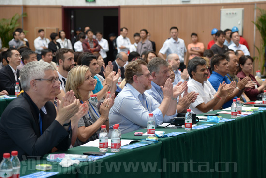 2016�Ї������ݣ����H���γ������LՓ���c��(hu��)���e��������_�����������Ƿ⿼��