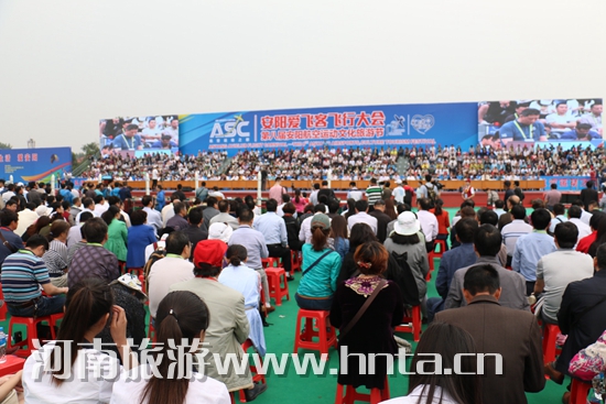 �ڰˌð�ꖺ����\���Ļ����ι�(ji��)