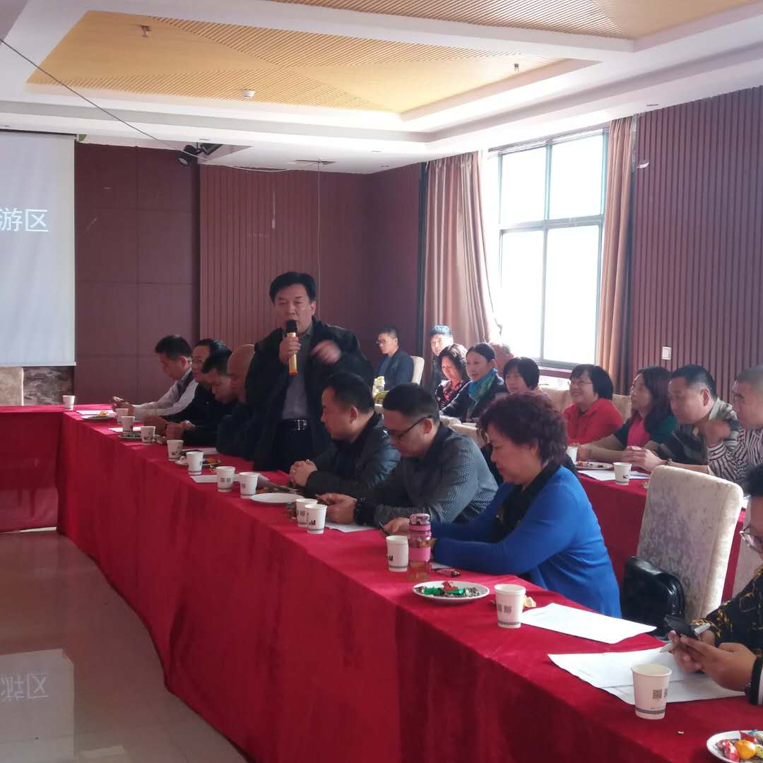 湖北旅行商及自駕游代表60余人受邀對(duì)黃河小浪底旅游區(qū)踩線(xiàn)