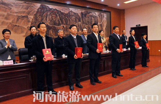 ʡ���ξ����_�W(xu��)��(x��)؞���h��ʮ�Ŵ����߳ɹ���(chu��ng)��ȫ��(gu��)������λ���Y(ji��)���(hu��)