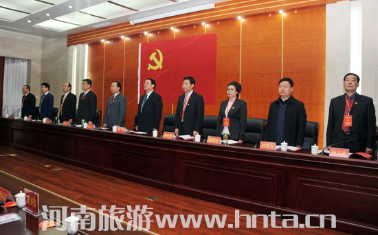 �Ҿ�ֱ�ٙC(j��)�P(gu��n)�hί�A�M��ɓQ��