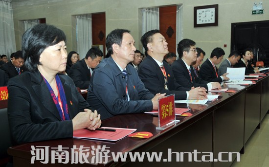 �Ҿ�ֱ�ٙC�P�hί�A�M��ɓQ��