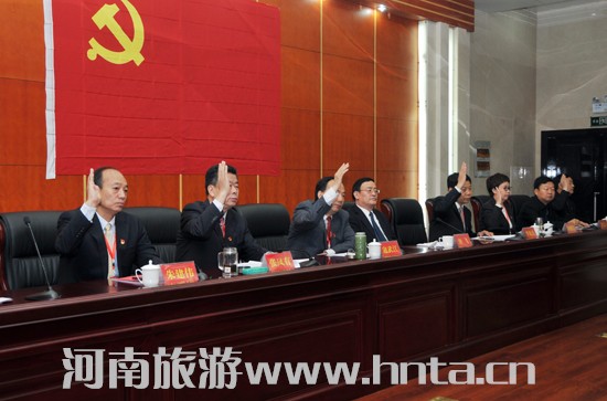 �Ҿ�ֱ�ٙC(j��)�P(gu��n)�hί�A�M��ɓQ��