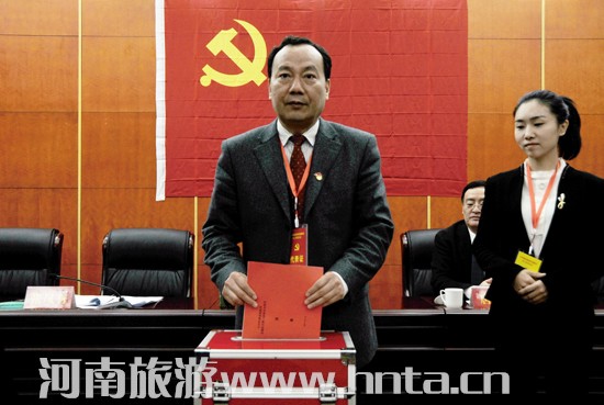 �Ҿ�ֱ�ٙC�P�hί�A�M��ɓQ��