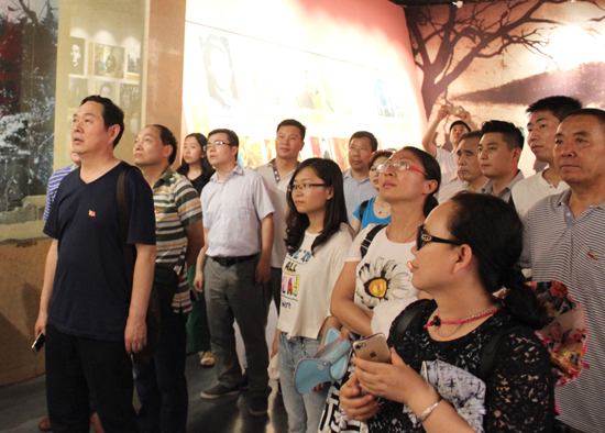 �C�P�������ĽM���h�T������ԣ���o���^�_չ�w�ʽ�h�n��� 